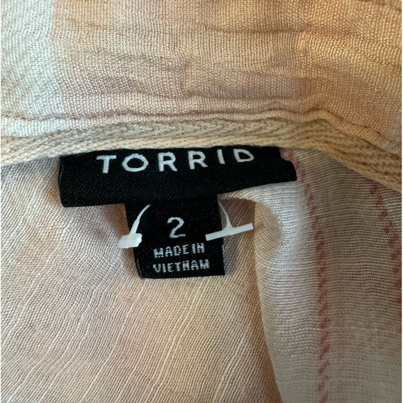 Torrid, size 2, peach color plaid button down top. - Picture 3 of 6